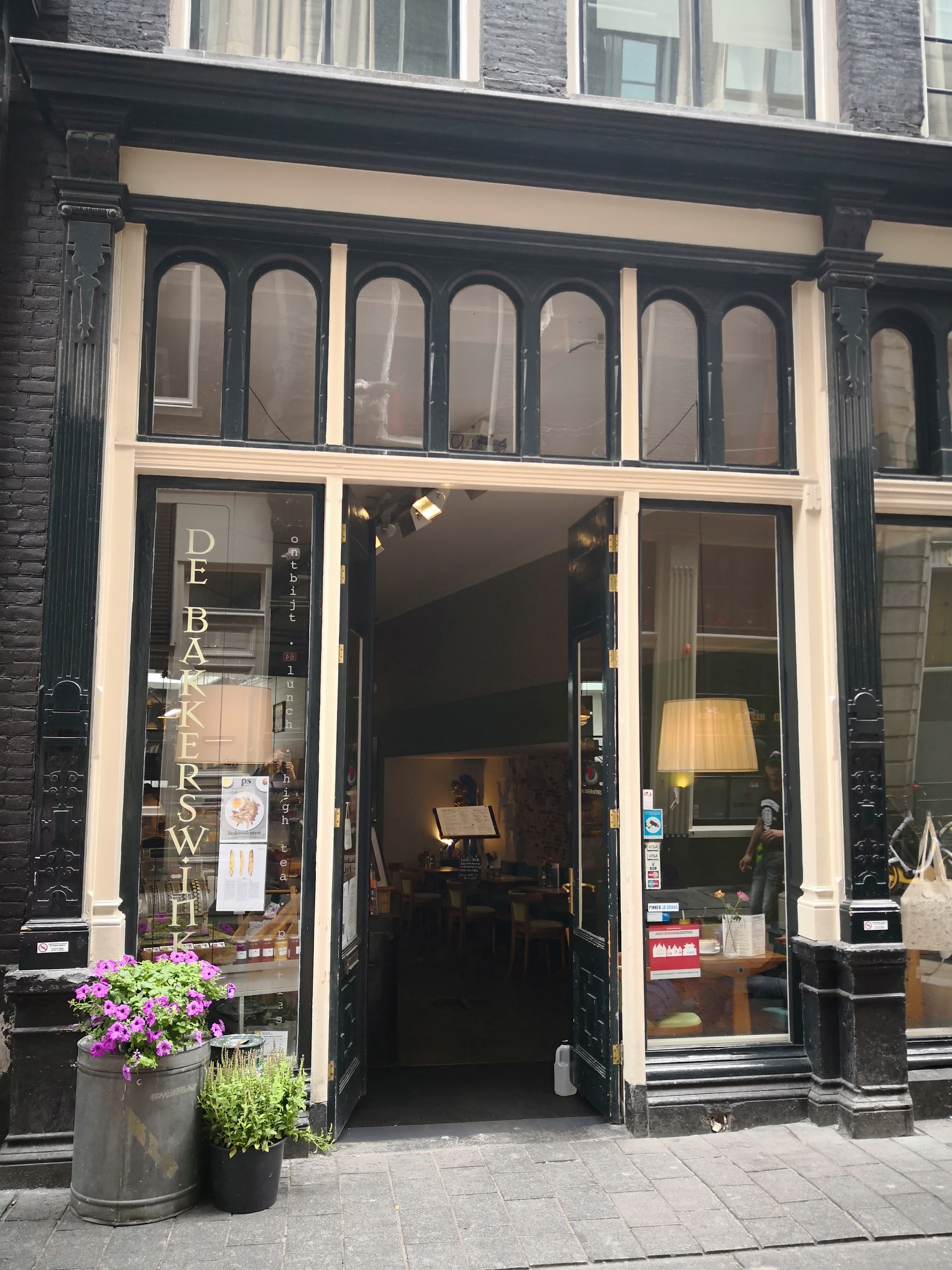 De Bakkerswinkel — Café in 9 Straatjes Amsterdam